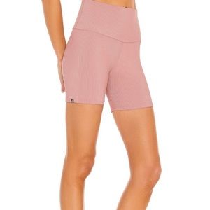 Onzie 5” Rib Biker Short in Antique Rose Rib